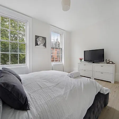 2 Bed Camberwell Champion Park Denmark Brixton London