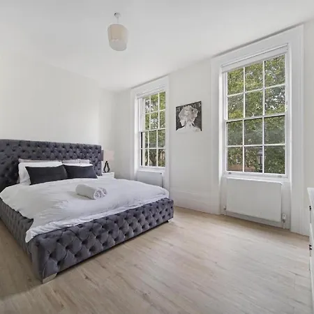 2 Bed Camberwell Champion Park Denmark Brixton * London