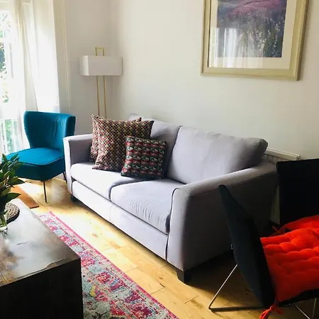 2 Bedroom Close To Camden Town