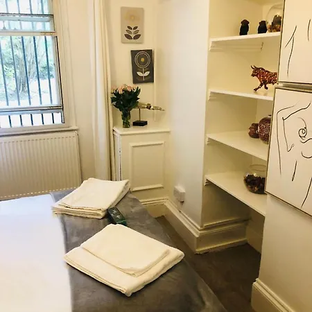 2 Bedroom Close To Camden Town דירה *