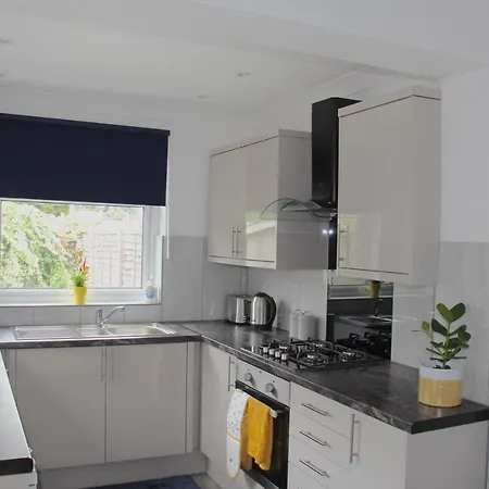 Gresham - Close To Excel, Contractors, Relocators, Paid Parking Londyn