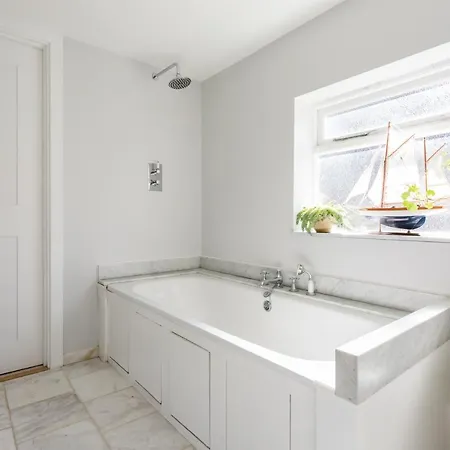 Oakington Road By Onefinestay