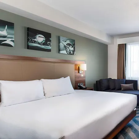 Hilton Garden London Heathrow Airport