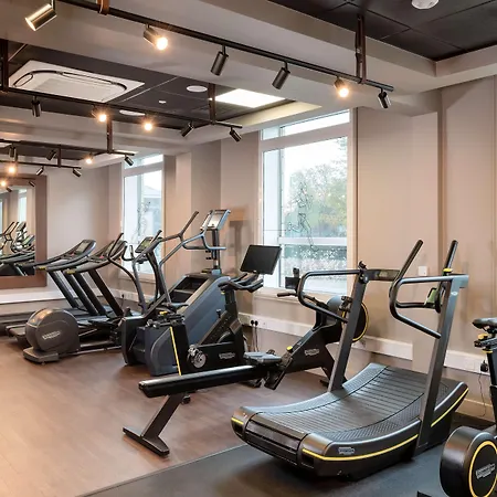 Hilton Garden London Heathrow Airport 4*
