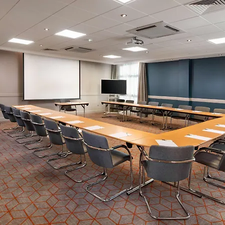 Hotel Hilton Garden London Heathrow Airport 4*