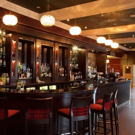 London Aerodrome Hotel, Bw Signature Collection Croydon