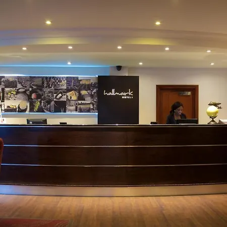 London Aerodrome Hotel, Bw Signature Collection 4*