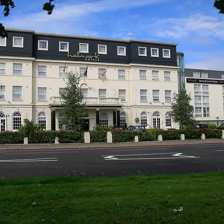 London Aerodrome Hotel, Bw Signature Collection