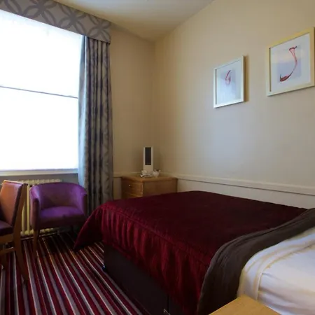 London Aerodrome Hotel, Bw Signature Collection 4* Croydon