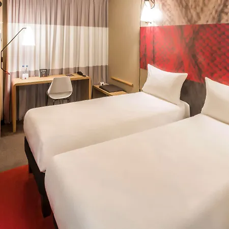Hotel Ibis Stratford 3*