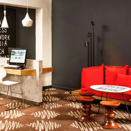 Hotel Ibis Stratford