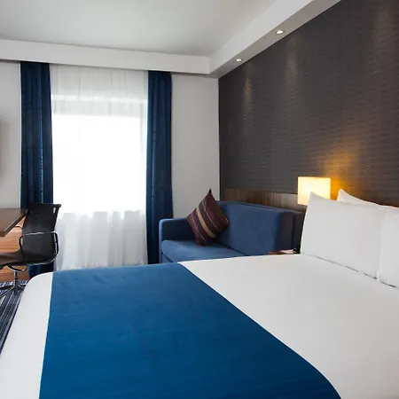 Holiday Express London-wimbledon-south, An Ihg Hotel