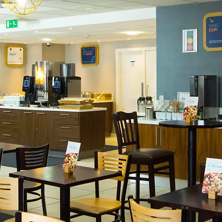 Hotel Holiday Express London-wimbledon-south, An Ihg 3*