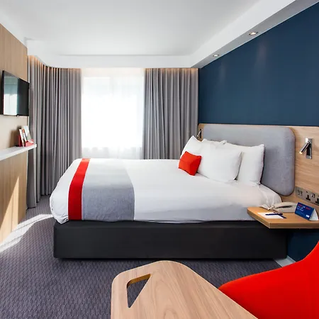 Holiday Express London-wimbledon-south, An Ihg Hotel 3*