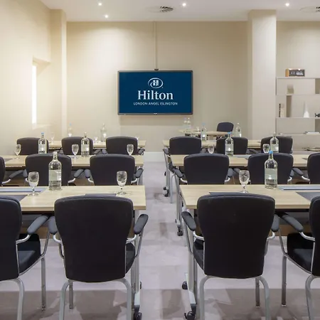 Hilton Angel Islington Отель Лондон
