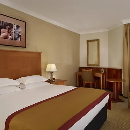 Millennium Gloucester Hotel 4*