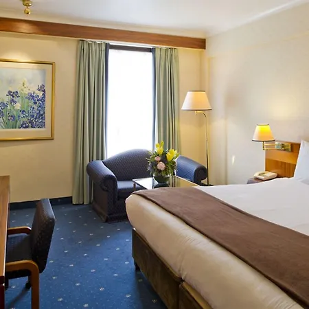 Hotel Clarion Park 4*