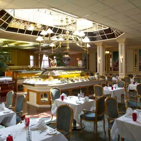 Clarion Park Hotel