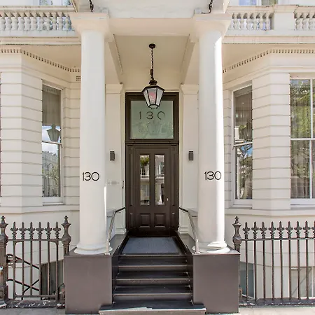 Aparthotel 130 Queen's Gate 5*