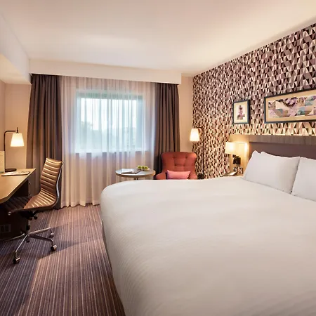 Leonardo London Heathrow Airport Hotel