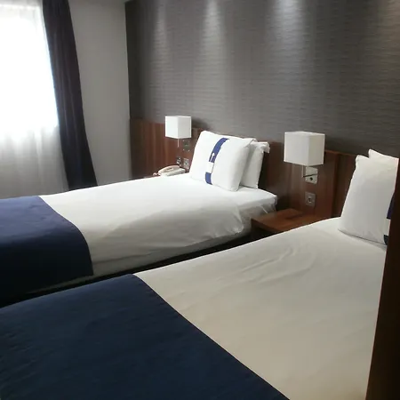 Express City, An Ihg Hotel
