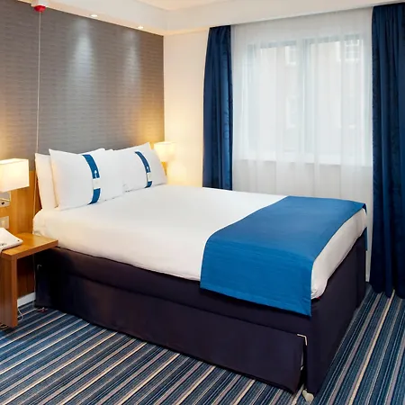 Express City, An Ihg Hotel