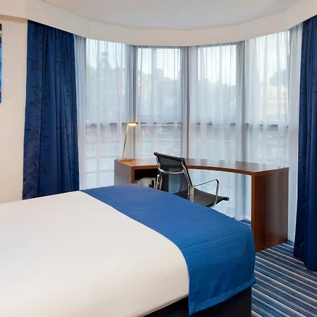 Express City, An Ihg London