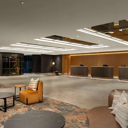 Hilton Metropole 4*