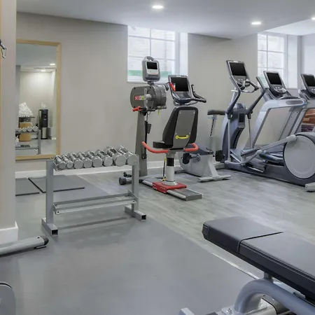 Hotel Doubletree By Hilton - Greenwich 4*