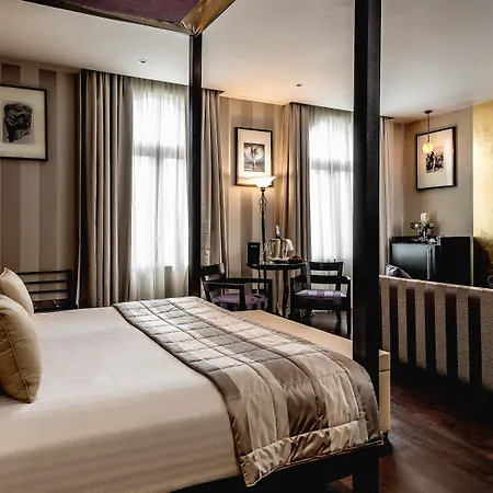 60 Hyde Park Gate Hotel