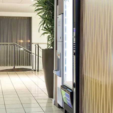Hotel Express Limehouse By Ihg