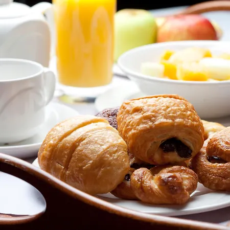 Hotel - Wembley, An Ihg 4*