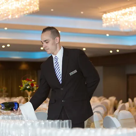 - Wembley, An Ihg Hotel Londra