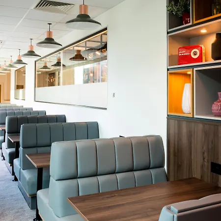 - Wembley, An Ihg 4*