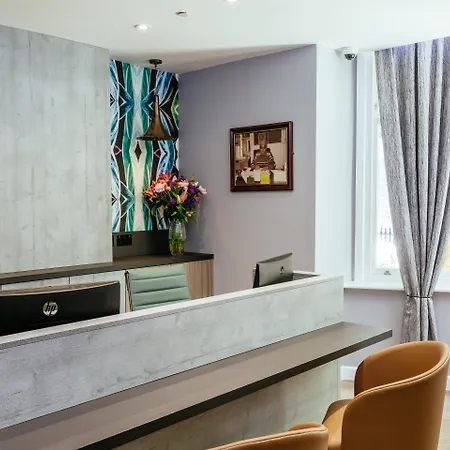 Hotell Oliver Plaza London