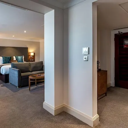 The Marble Arch Hotel, By Thistle Hotel 4*