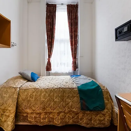 Szálloda Upper Berkeley Hotel London