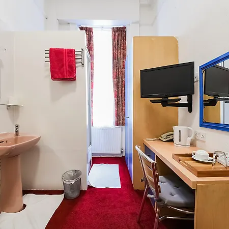 Szálloda Upper Berkeley Hotel London