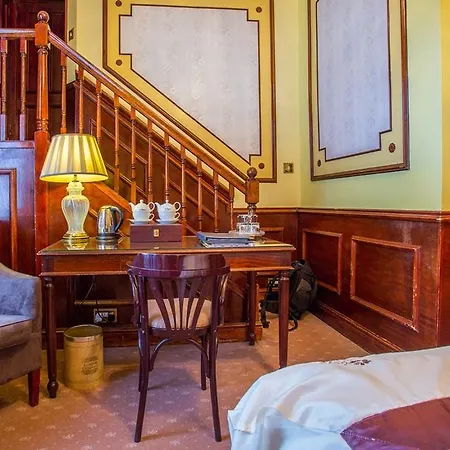 Elizabeth Hotel Londra