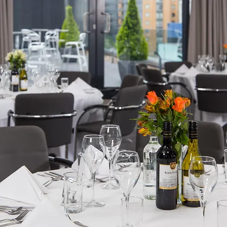 Holiday West By Ihg 4* Londýn