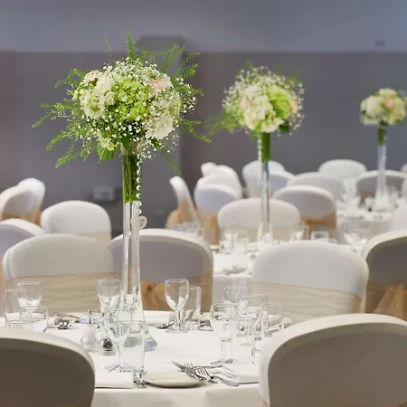Doubletree By Hilton - Docklands Riverside