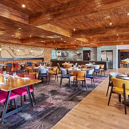 Szálloda Doubletree By Hilton - Docklands Riverside