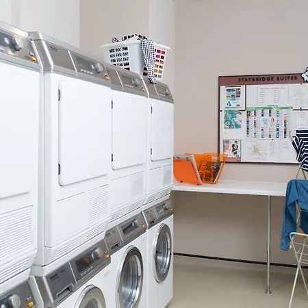Hyatt House Stratford - מלון דירות 4*