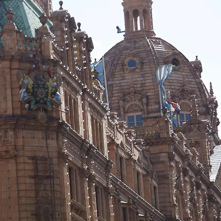 Western Victoria Palace Hotel