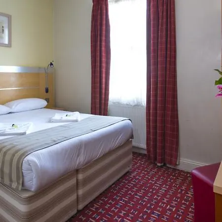 St George's Victoria Hotel London