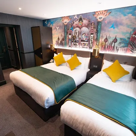 Hyde Park 4*
