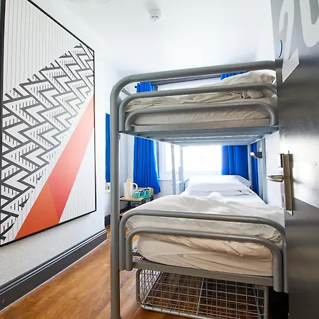 St Christopher's Oasis - Bridge - Female Only * London
