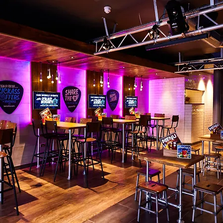 St Christopher's Oasis - Bridge - Female Only London