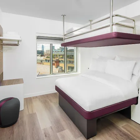 Hotel Yotel 4*