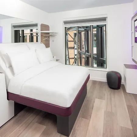 Hotel Yotel